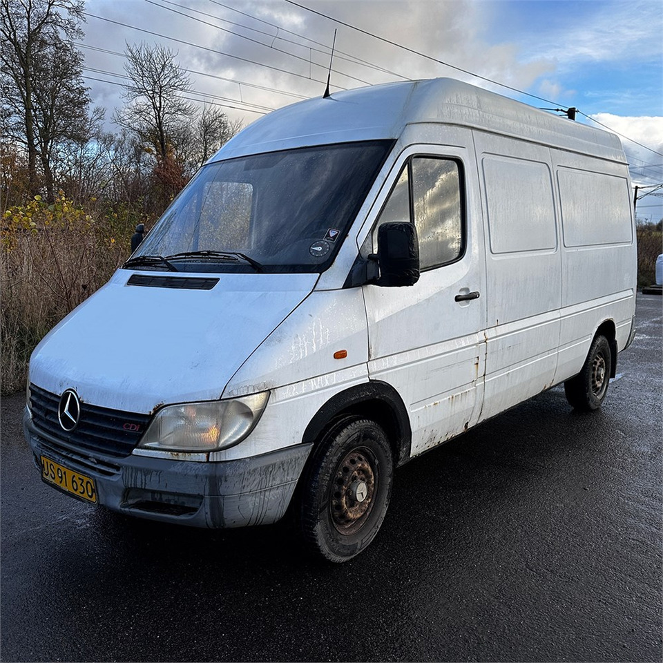 Mercedes SPRINTER 316 CDI-35 - Furgon: slika 3 Mercedes SPRINTER 316 CDI-35 - Furgon: slika 3