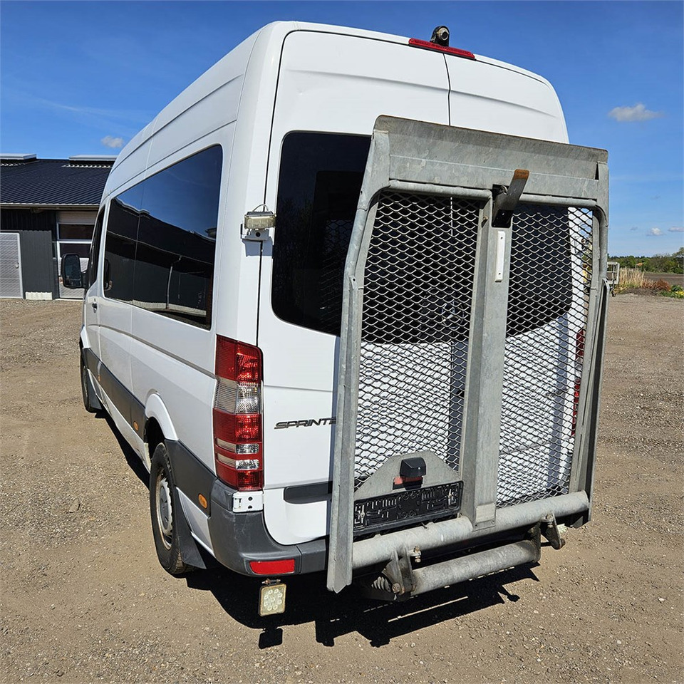 Mercedes Sprinter 316 CDI - Putnički kombi: slika 4 Mercedes Sprinter 316 CDI - Putnički kombi: slika 4