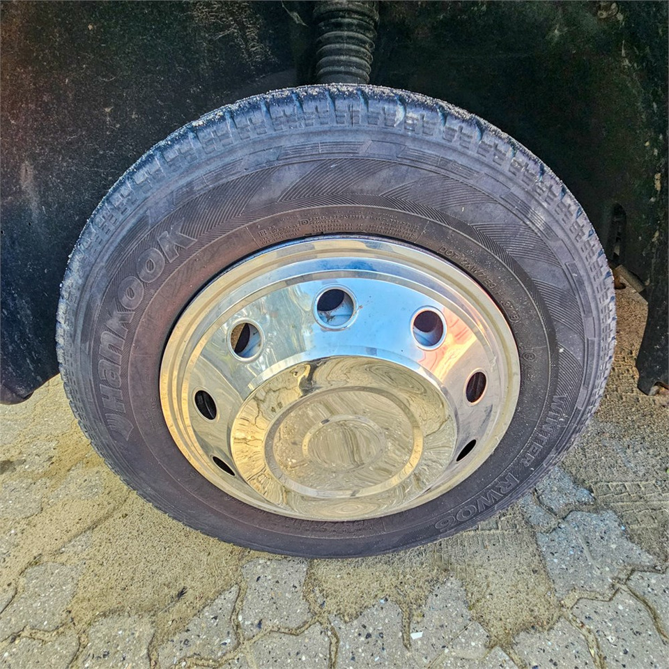 Dostavno vozilo sa zatvorenim sandukom Mercedes Sprinter 515 Cdi: slika 40