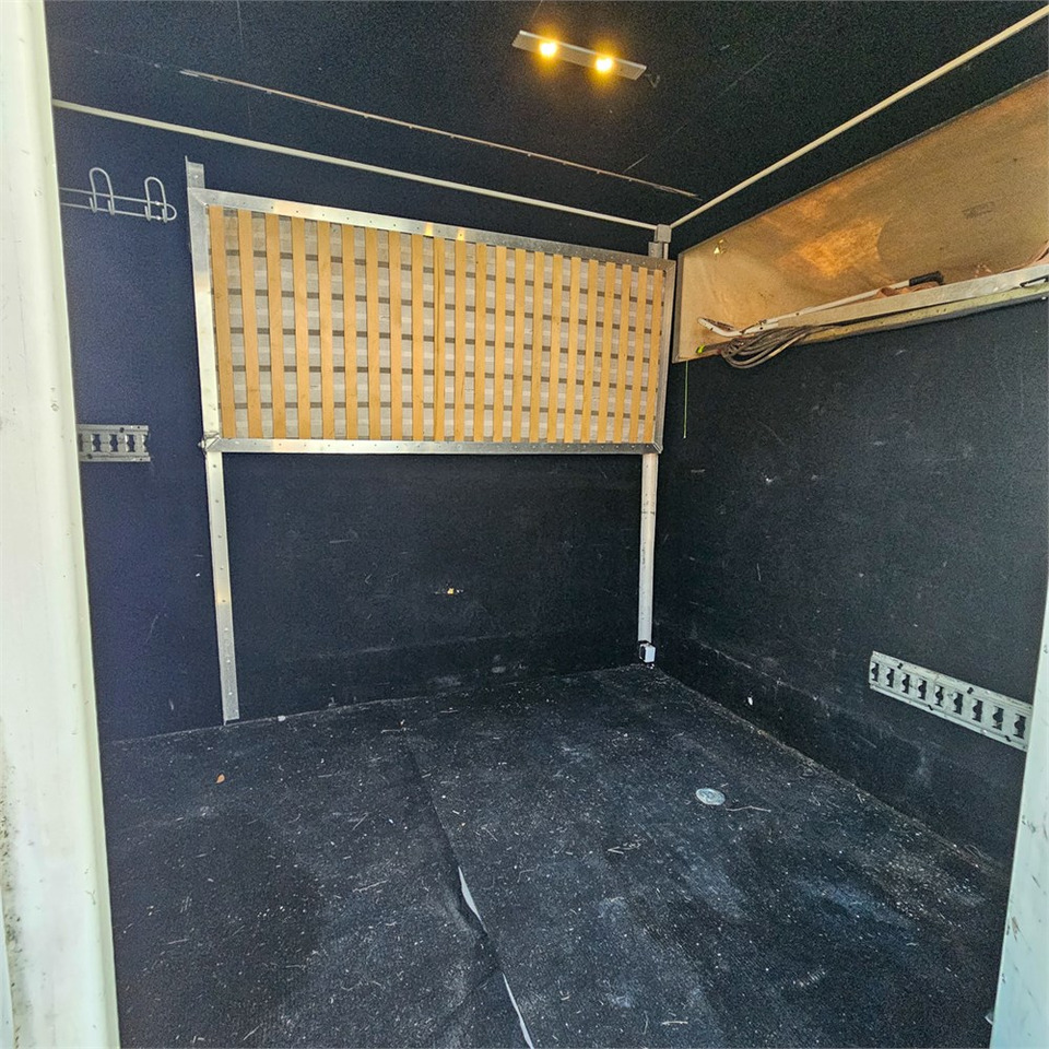 Dostavno vozilo sa zatvorenim sandukom Mercedes Sprinter 515 Cdi: slika 9