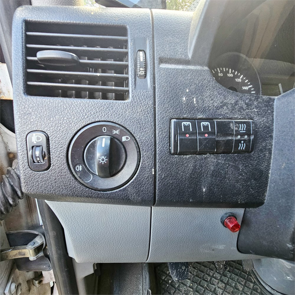 Dostavno vozilo sa zatvorenim sandukom Mercedes Sprinter 515 Cdi: slika 19