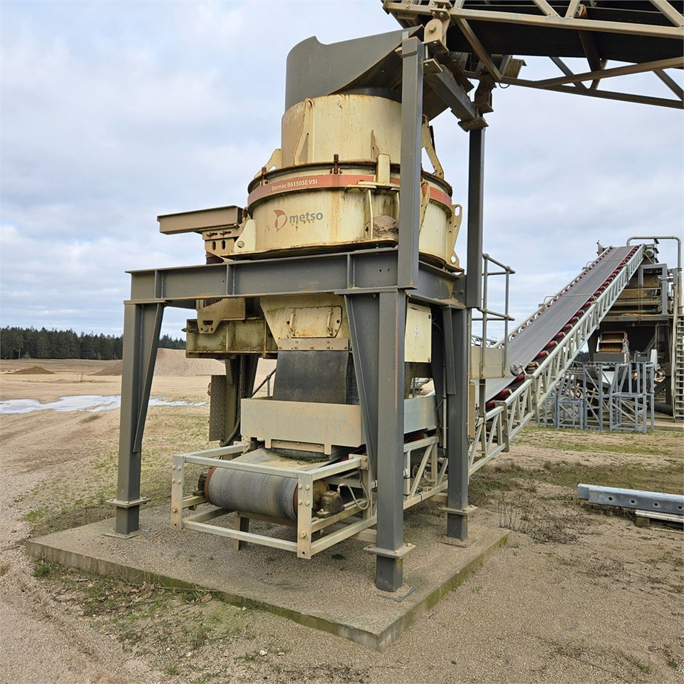 Metso Barmac B6150SE - Konusna drobilica: slika 2 Metso Barmac B6150SE - Konusna drobilica: slika 2