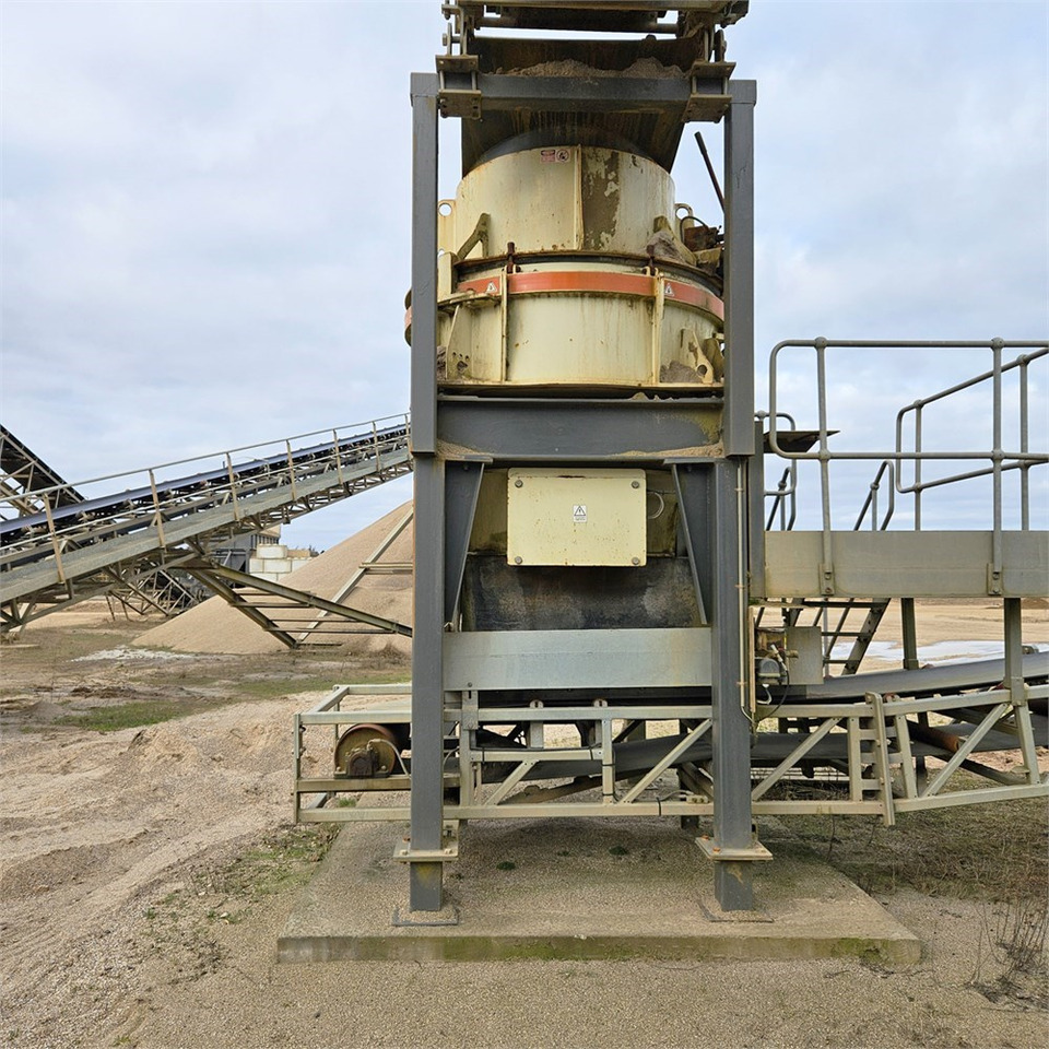 Metso Barmac B6150SE - Konusna drobilica: slika 3 Metso Barmac B6150SE - Konusna drobilica: slika 3