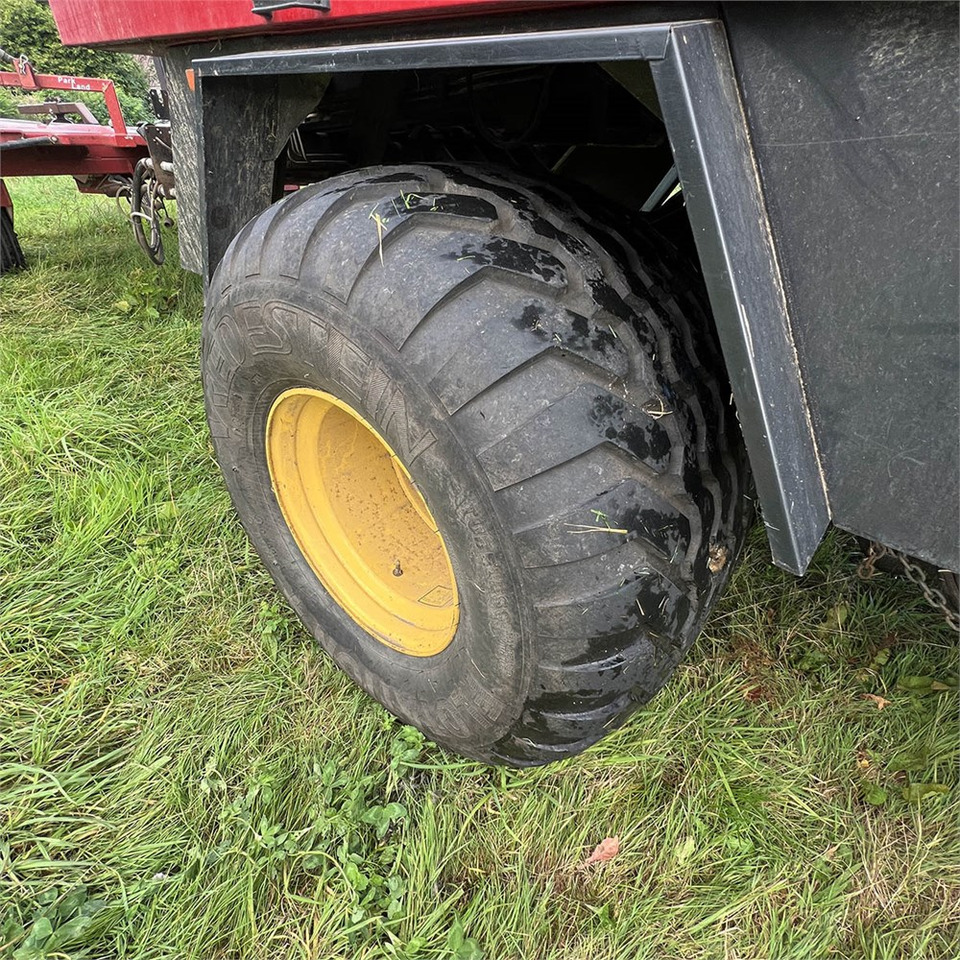 Oprema za prevrtanje i razlaganje New Holland BB940R: slika 20