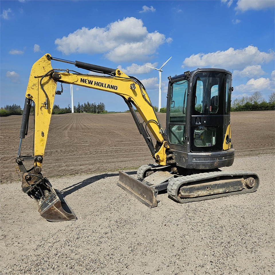 New Holland E39 B - Mini bager: slika 2 New Holland E39 B - Mini bager: slika 2