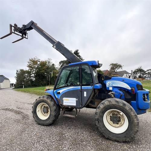 New Holland LM435 A - Teleskopski upravljač: slika 5 New Holland LM435 A - Teleskopski upravljač: slika 5