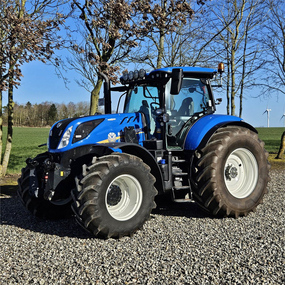 New Holland T7.270 - Traktor: slika 1 New Holland T7.270 - Traktor: slika 1