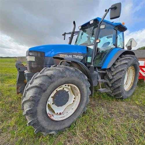 New Holland TM165 - Traktor: slika 2 New Holland TM165 - Traktor: slika 2