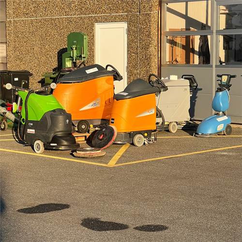 Nilfisk BA 530 - Mašina za pranje podova: slika 2 Nilfisk BA 530 - Mašina za pranje podova: slika 2