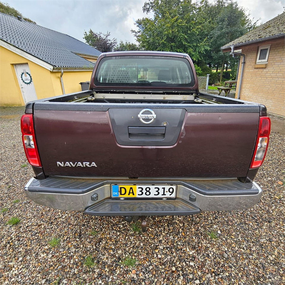 Nissan Navara 2,5 Dci Dc 4wd - Pikap: slika 4 Nissan Navara 2,5 Dci Dc 4wd - Pikap: slika 4