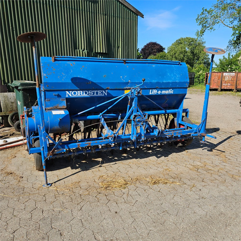 Nordsten Lift-o-Matic 2,5 - Oprema za setvu: slika 4 Nordsten Lift-o-Matic 2,5 - Oprema za setvu: slika 4