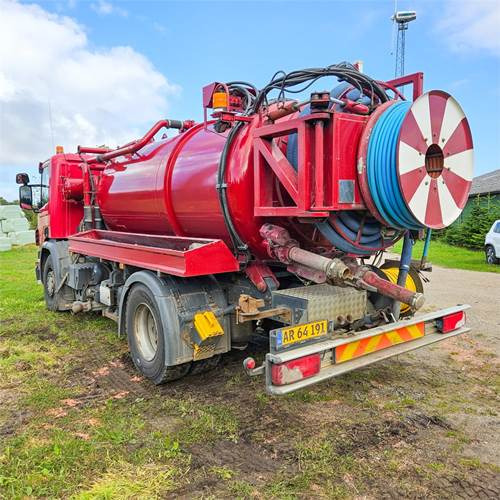 Scania P250 - Vakuumska cisterna: slika 1 Scania P250 - Vakuumska cisterna: slika 1