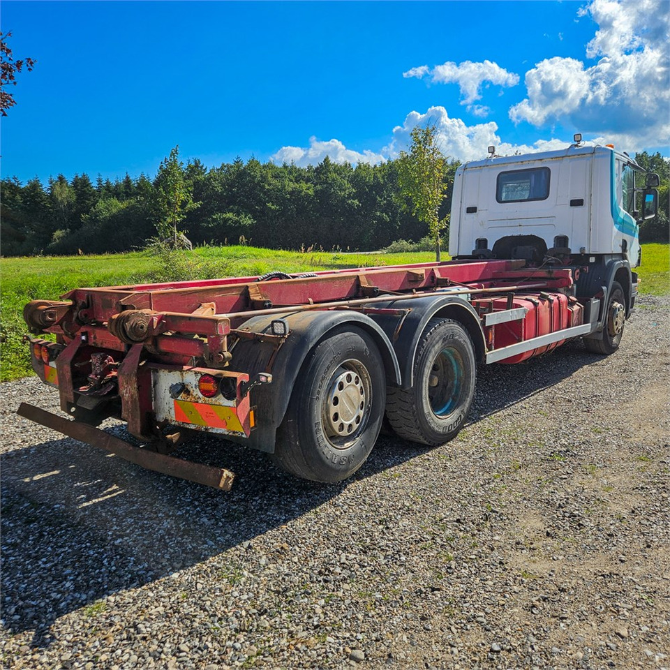 Scania P310 - Kamion sa kablovskim sistemom: slika 4 Scania P310 - Kamion sa kablovskim sistemom: slika 4