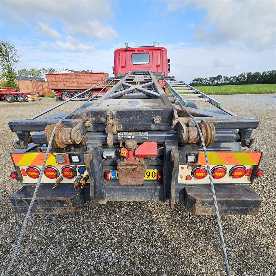 Scania R500 - Kamion sa kablovskim sistemom: slika 4 Scania R500 - Kamion sa kablovskim sistemom: slika 4