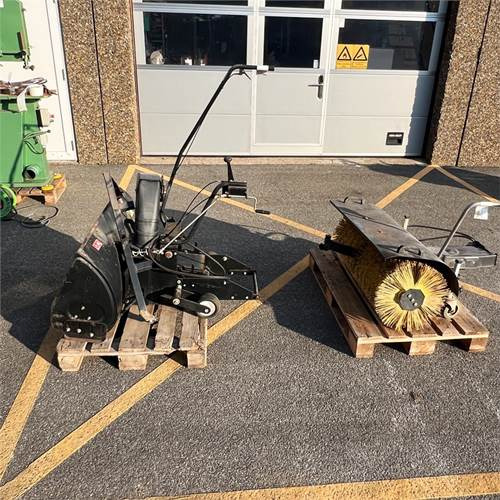 Stiga PA 501 Sweeper - Baštenska kosačica: slika 1 Stiga PA 501 Sweeper - Baštenska kosačica: slika 1