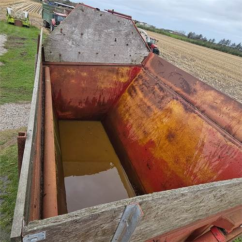 TIM 441 - 803 - Traktorska prikolica za farmu/ Kiper: slika 5 TIM 441 - 803 - Traktorska prikolica za farmu/ Kiper: slika 5