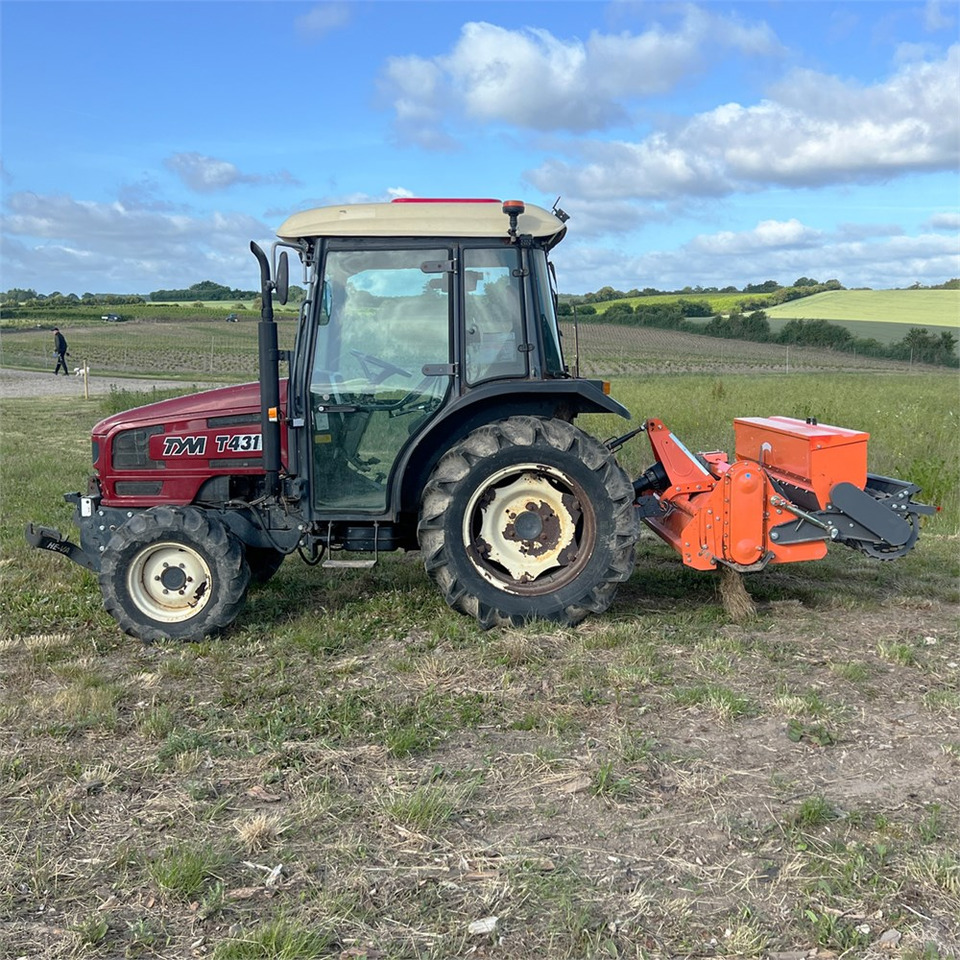 TYM T 431 - Komunalni traktor: slika 5 TYM T 431 - Komunalni traktor: slika 5