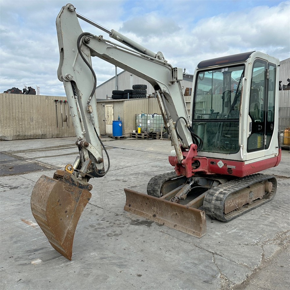Takeuchi TB125 - Mini bager: slika 2 Takeuchi TB125 - Mini bager: slika 2