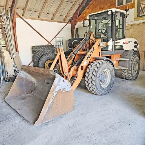 Terex TL100 - Utovarivač točkaš: slika 2 Terex TL100 - Utovarivač točkaš: slika 2