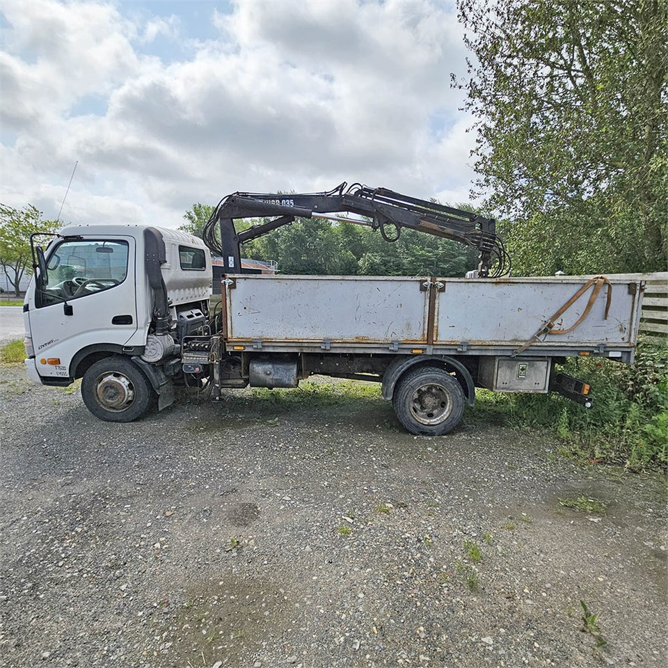 Toyota Dyna 200 - Kamion sa tovarnim sandukom: slika 3 Toyota Dyna 200 - Kamion sa tovarnim sandukom: slika 3