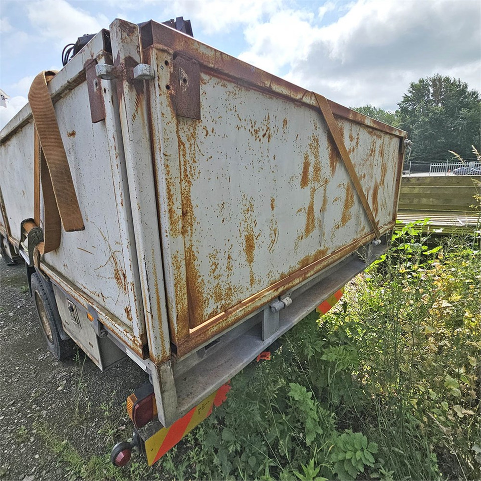 Toyota Dyna 200 - Kamion sa tovarnim sandukom: slika 5 Toyota Dyna 200 - Kamion sa tovarnim sandukom: slika 5