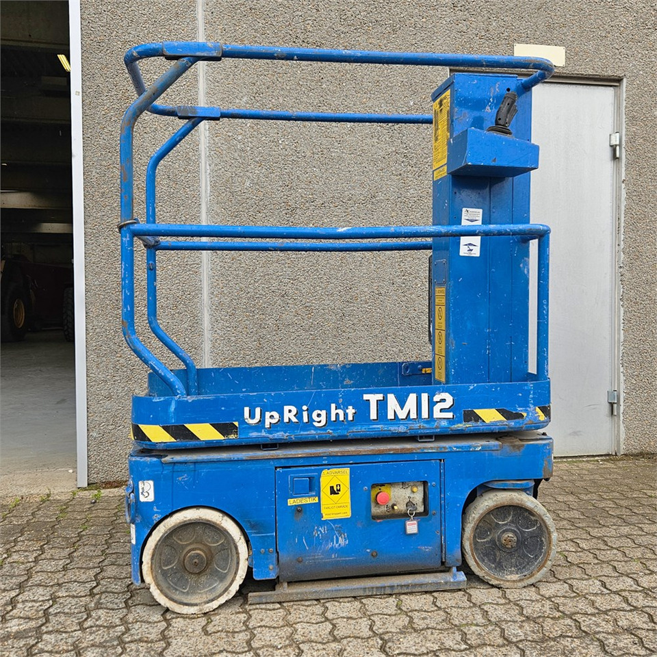 UpRight TM12 - Lift u obliku makaza: slika 3 UpRight TM12 - Lift u obliku makaza: slika 3