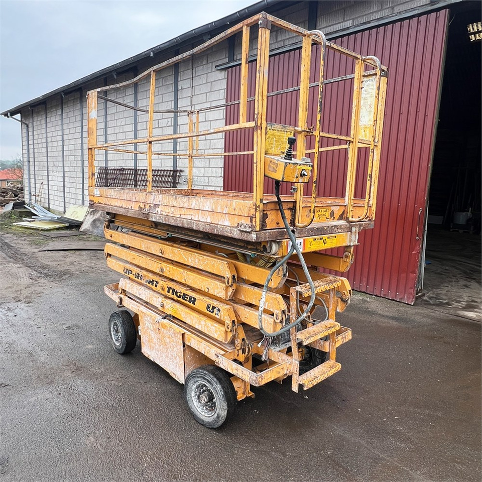UpRight Tiger F5024-01 - Lift u obliku makaza: slika 2 UpRight Tiger F5024-01 - Lift u obliku makaza: slika 2