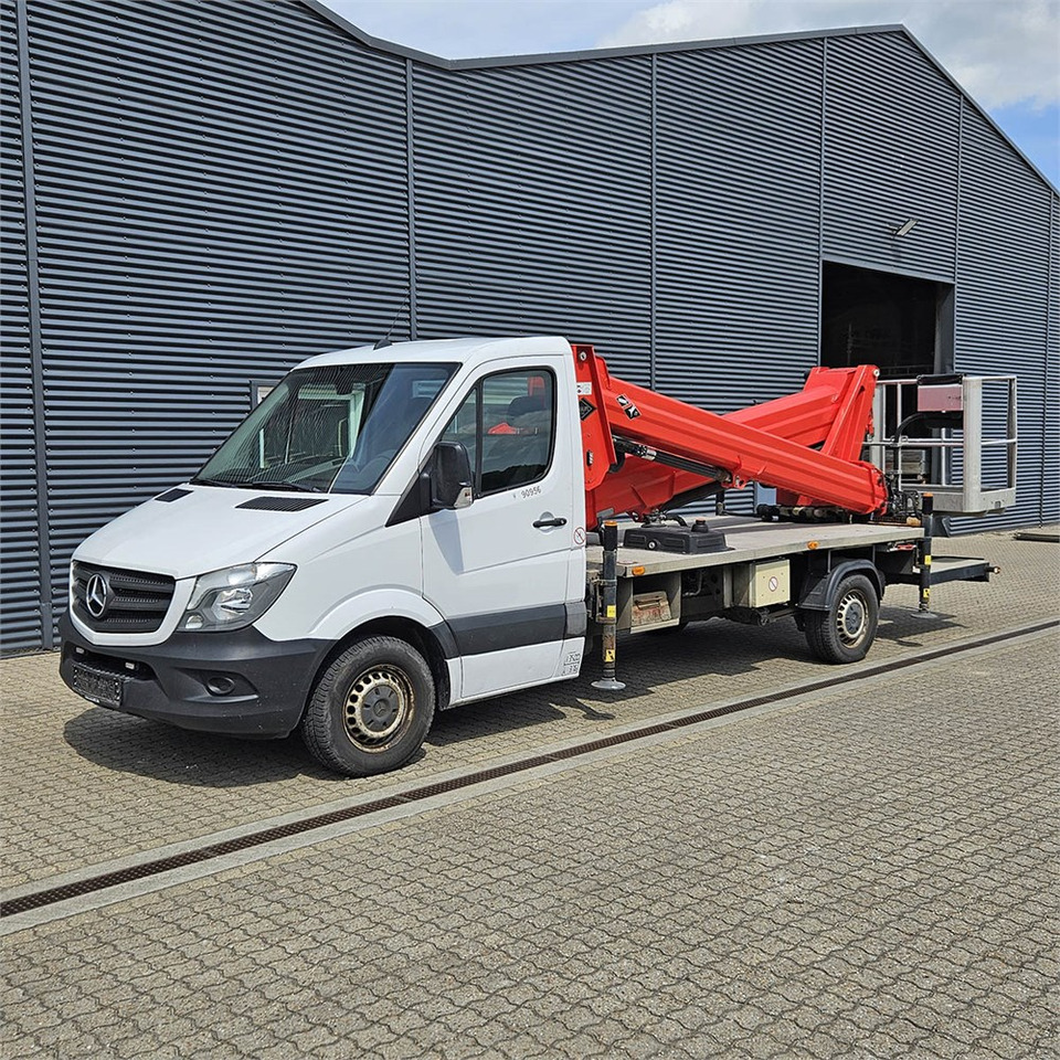 Versalift VTX-240 - Vazdušna platforma montirana na kamion: slika 4 Versalift VTX-240 - Vazdušna platforma montirana na kamion: slika 4