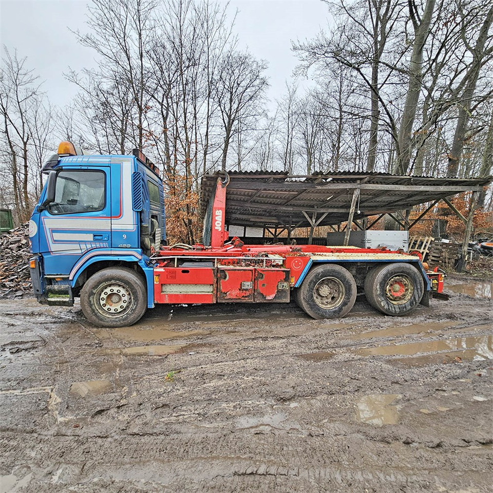 Volvo 420 - Kamion sa hidrauličnom kukom: slika 3 Volvo 420 - Kamion sa hidrauličnom kukom: slika 3