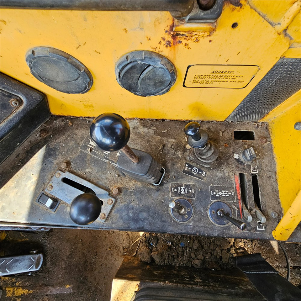 Zglobni kiper Volvo A20: slika 11