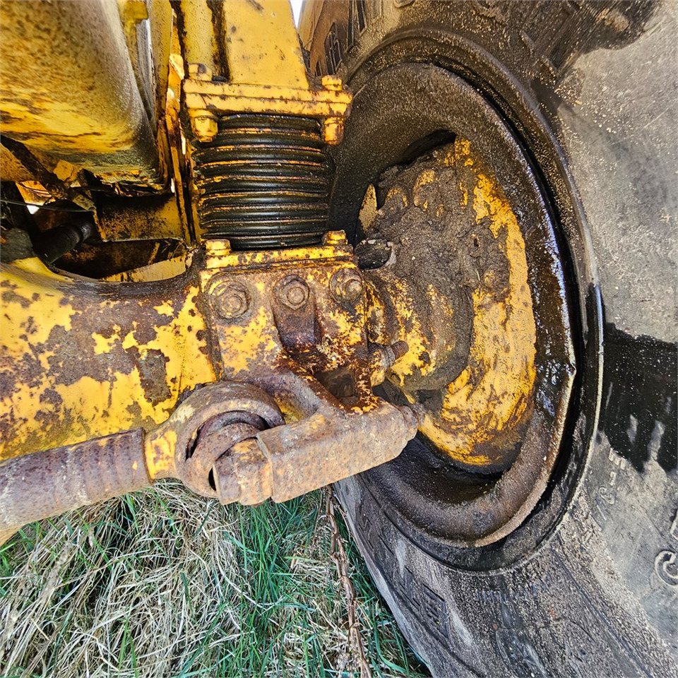 Zglobni kiper Volvo A20: slika 40