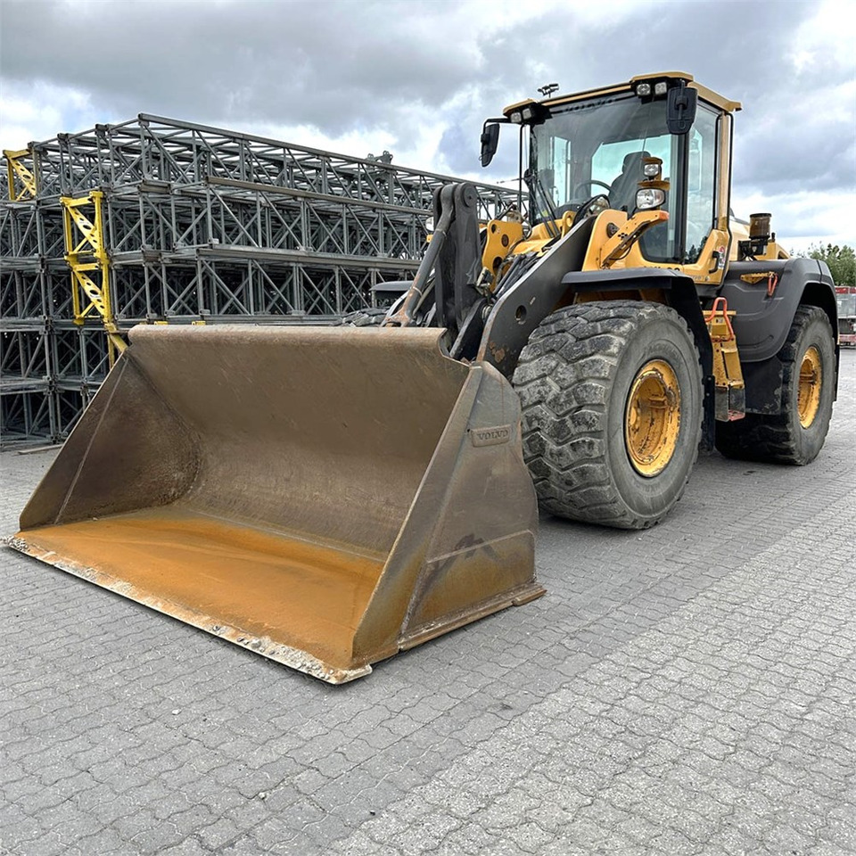 Volvo L120 H - Utovarivač točkaš: slika 2 Volvo L120 H - Utovarivač točkaš: slika 2