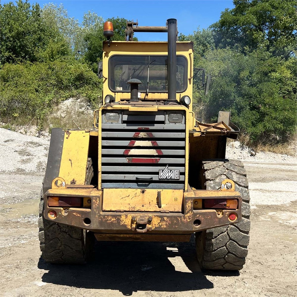Utovarivač točkaš Volvo L70: slika 9