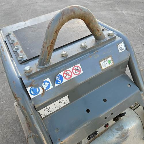 Vibraciona ploča Wacker Neuson DPU6555 Heh: slika 14