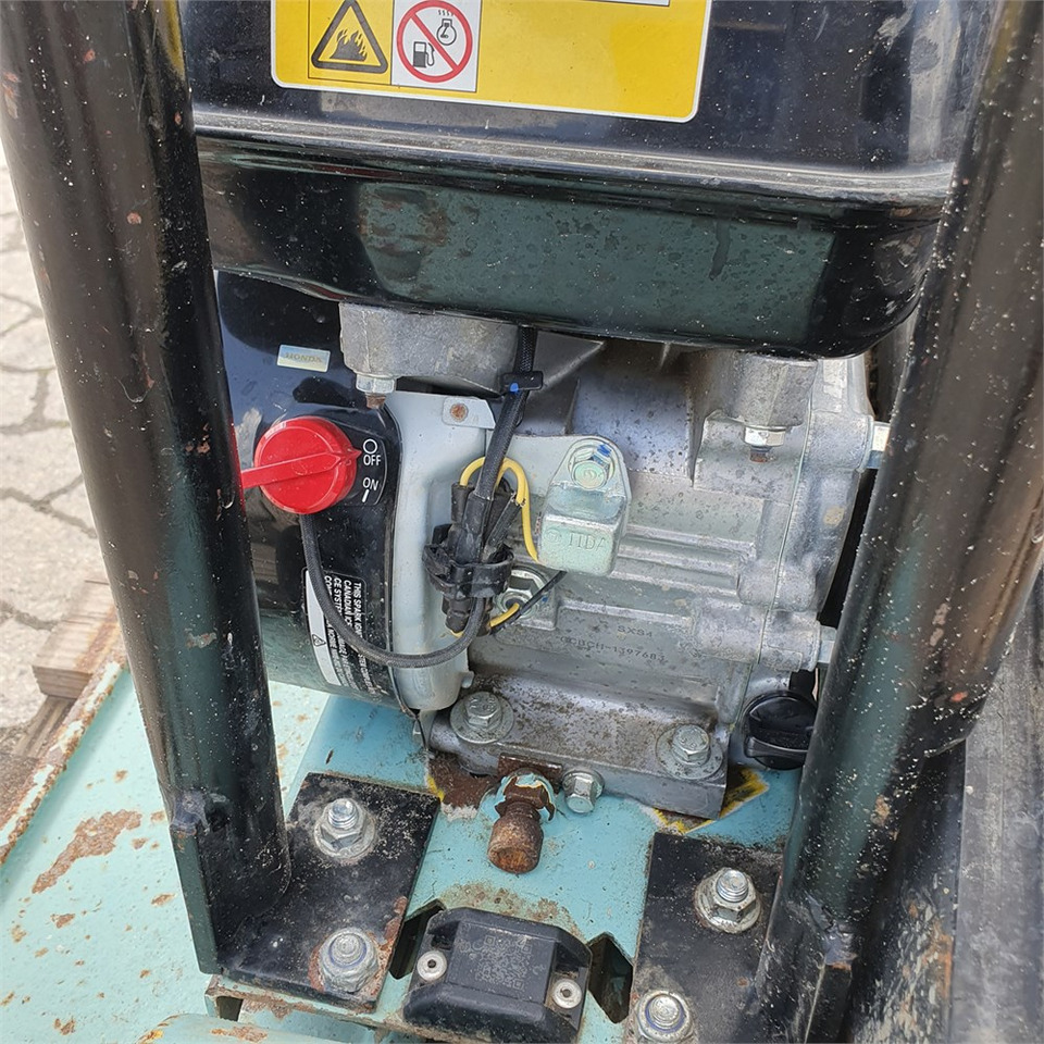 Wacker Neuson VP1550 - Vibraciona ploča: slika 3 Wacker Neuson VP1550 - Vibraciona ploča: slika 3