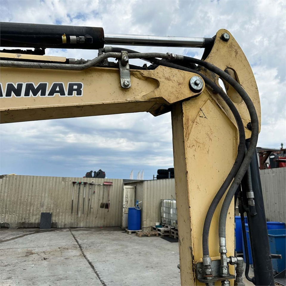 Yanmar SV26 Yanmar SV26: slika 14