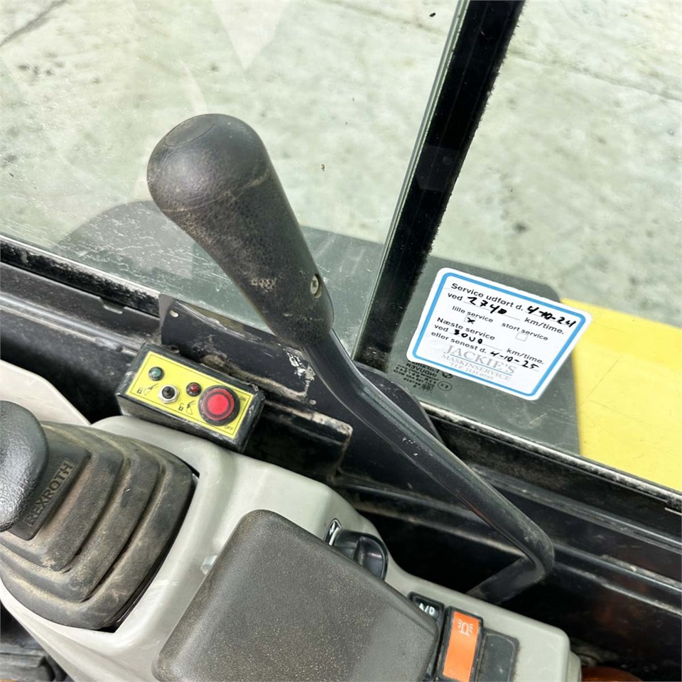 Yanmar SV26 Yanmar SV26: slika 34