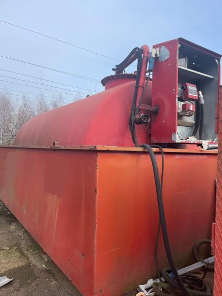 FMT CUVE A CARBURANT 10 000 LITRES - Tank kontejner: slika 1 FMT CUVE A CARBURANT 10 000 LITRES - Tank kontejner: slika 1