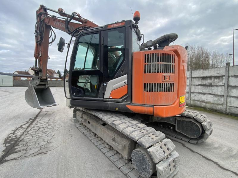 HITACHI ZX 135US-7 - Bager guseničar: slika 3 HITACHI ZX 135US-7 - Bager guseničar: slika 3
