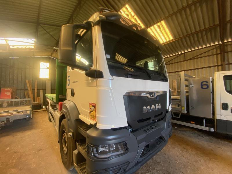 MAN TGS 26.440 - Kamion sa hidrauličnom kukom: slika 3 MAN TGS 26.440 - Kamion sa hidrauličnom kukom: slika 3