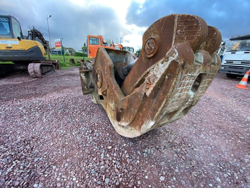 MBI BROYEUR BETON POUR PELLE 21-27 T - Makaze za rušenje za Građevinska mašina: slika 4 MBI BROYEUR BETON POUR PELLE 21-27 T - Makaze za rušenje za Građevinska mašina: slika 4