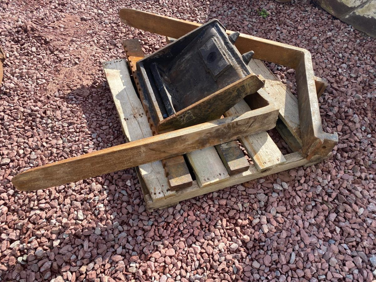 MECALAC TABLIER FOURCHE 1M20 - Viljuška: slika 1 MECALAC TABLIER FOURCHE 1M20 - Viljuška: slika 1
