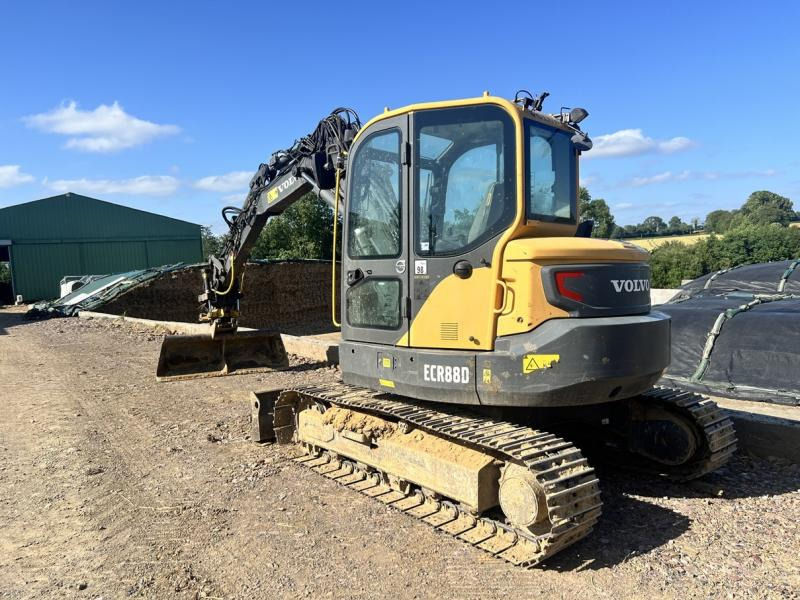 Volvo ECR 88D - Mini bager: slika 3 Volvo ECR 88D - Mini bager: slika 3