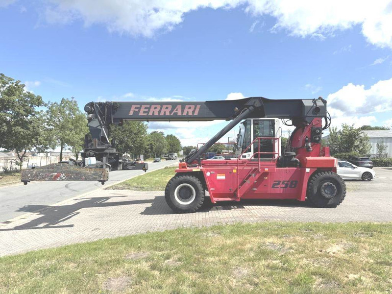 CVS Ferrari F258.6 - Dizalica za kontejnere: slika 1 CVS Ferrari F258.6 - Dizalica za kontejnere: slika 1