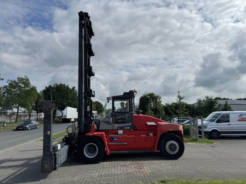 Kalmar DCE70-35E4 - Mašina za kontejenere: slika 1 Kalmar DCE70-35E4 - Mašina za kontejenere: slika 1