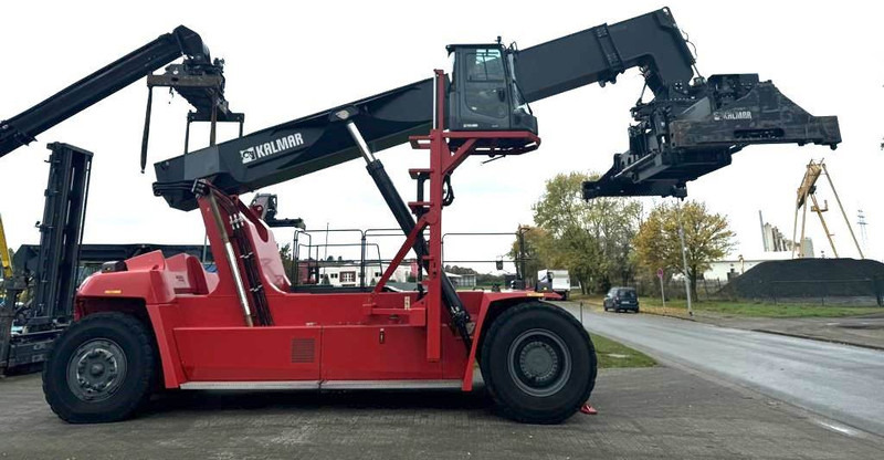 Kalmar DRG450-70S5XS - Dizalica za kontejnere: slika 1 Kalmar DRG450-70S5XS - Dizalica za kontejnere: slika 1