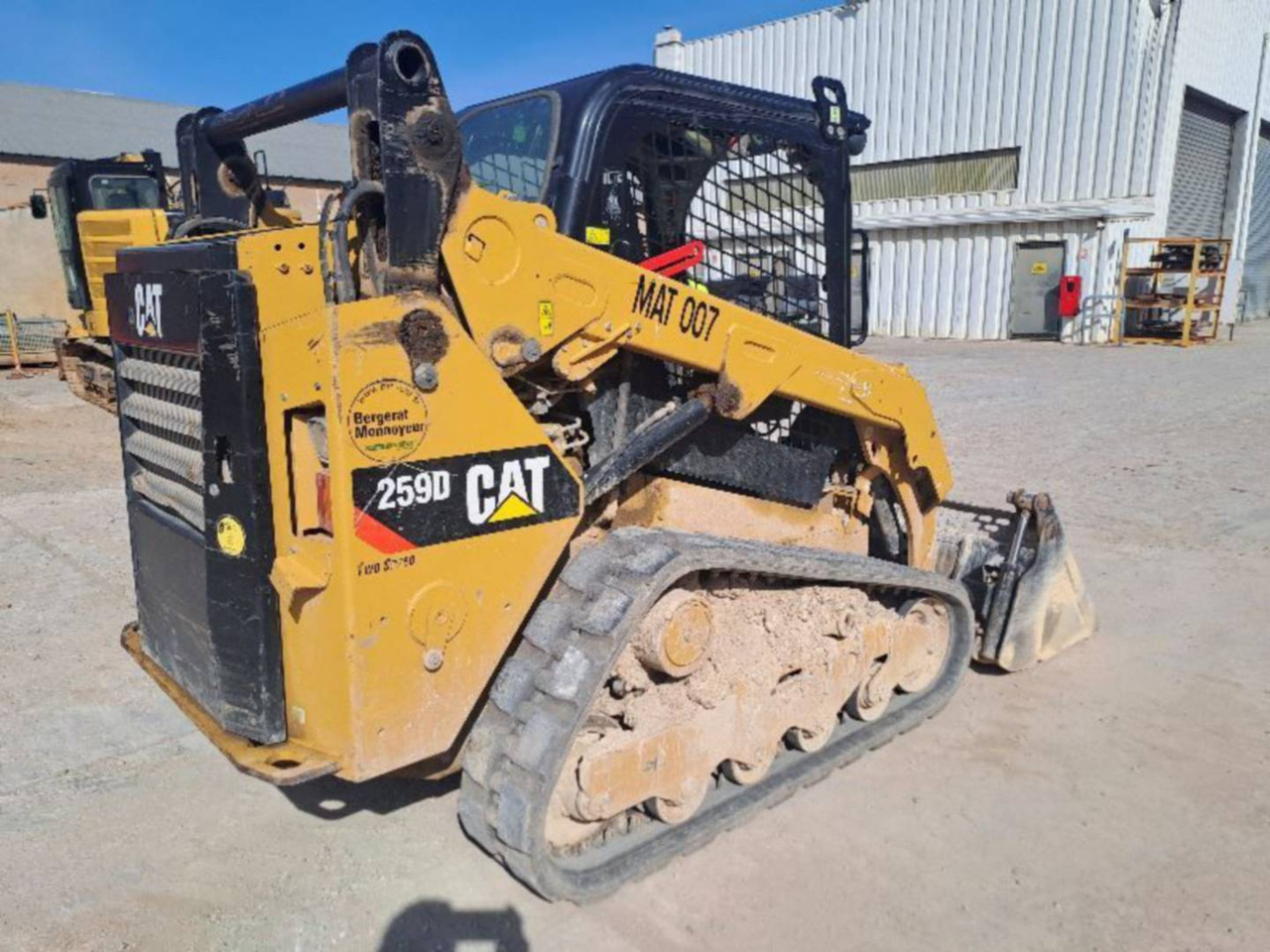 CAT 259D - Utovarivač guseničar: slika 2 CAT 259D - Utovarivač guseničar: slika 2