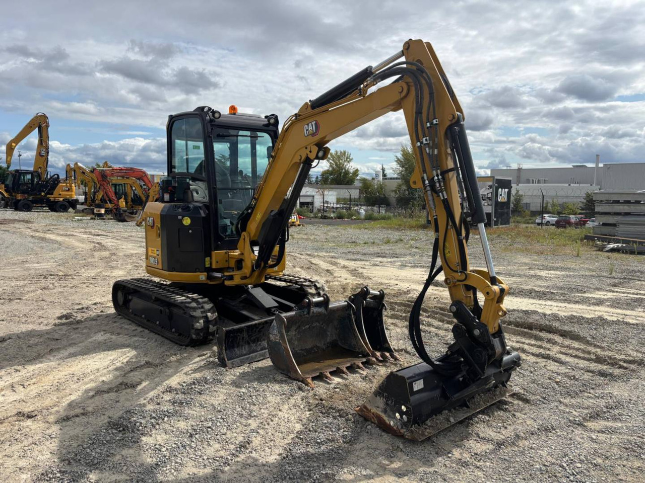 CAT 303.5 - Bager guseničar: slika 2 CAT 303.5 - Bager guseničar: slika 2