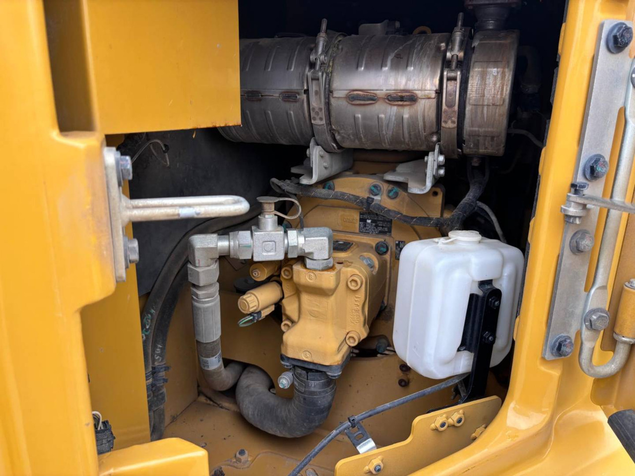 Bager guseničar CAT 307.5: slika 26