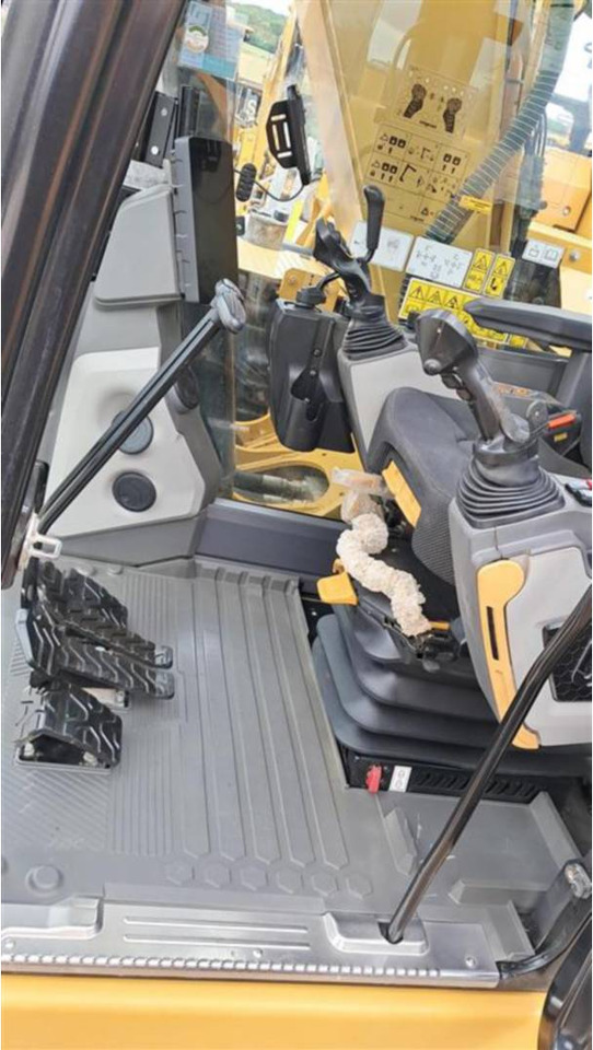 Bager guseničar CAT 315: slika 12